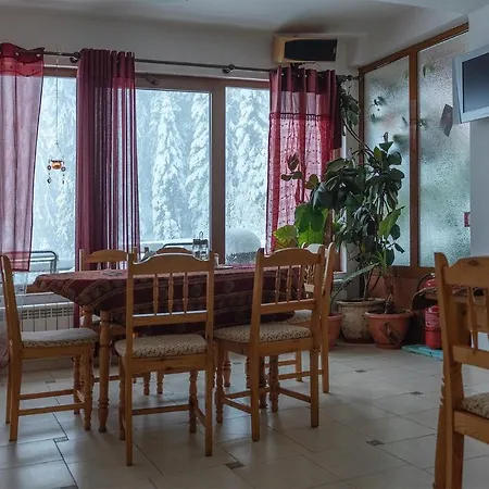 بيت للعطل Elitza